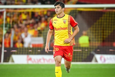 "يرتفع كل يوم".. الكشف عن سعر خوسانوف هدف ريال مدريد ومانشستر سيتي